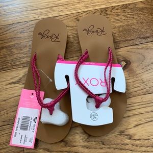 Girl Roxy flip flops